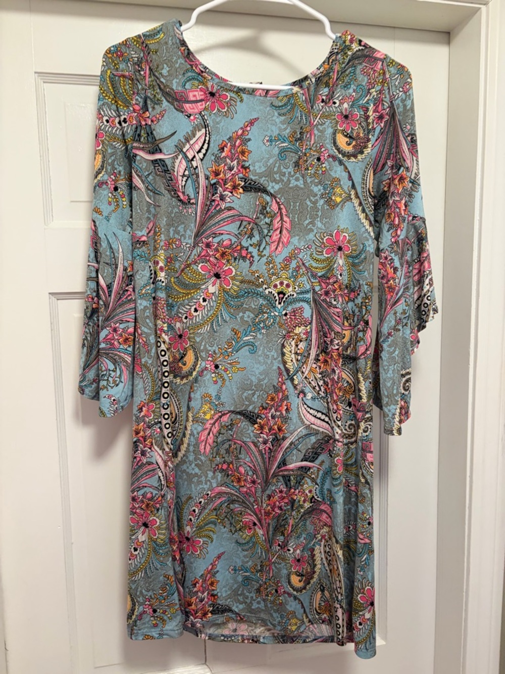 Women's Floral Paisley Shift Dress in Light Blue and Pink
